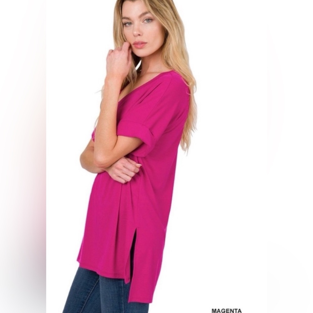 New Magenta Rolled Short Sleeve Top, High Low Hem With Side Slits